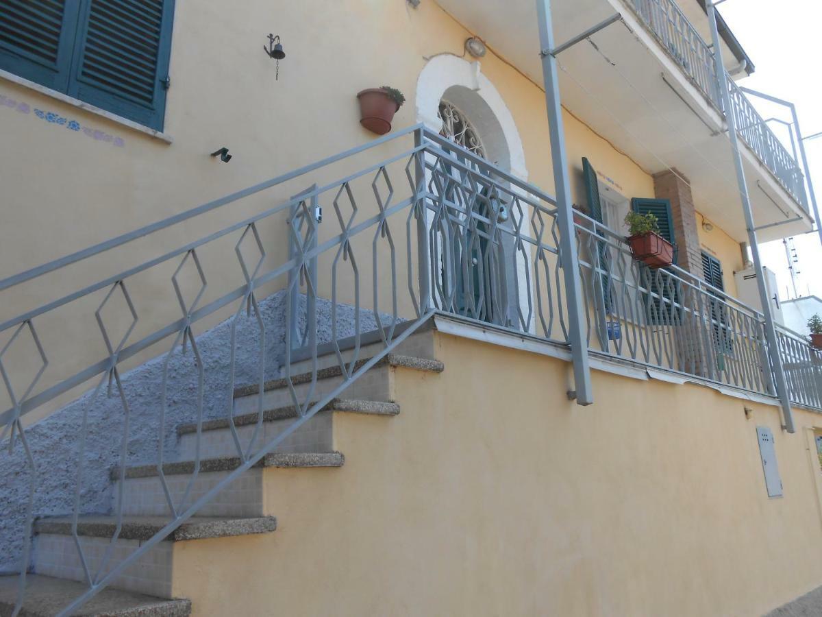 La Casa Nel Borgo Villa Arrone Exterior photo
